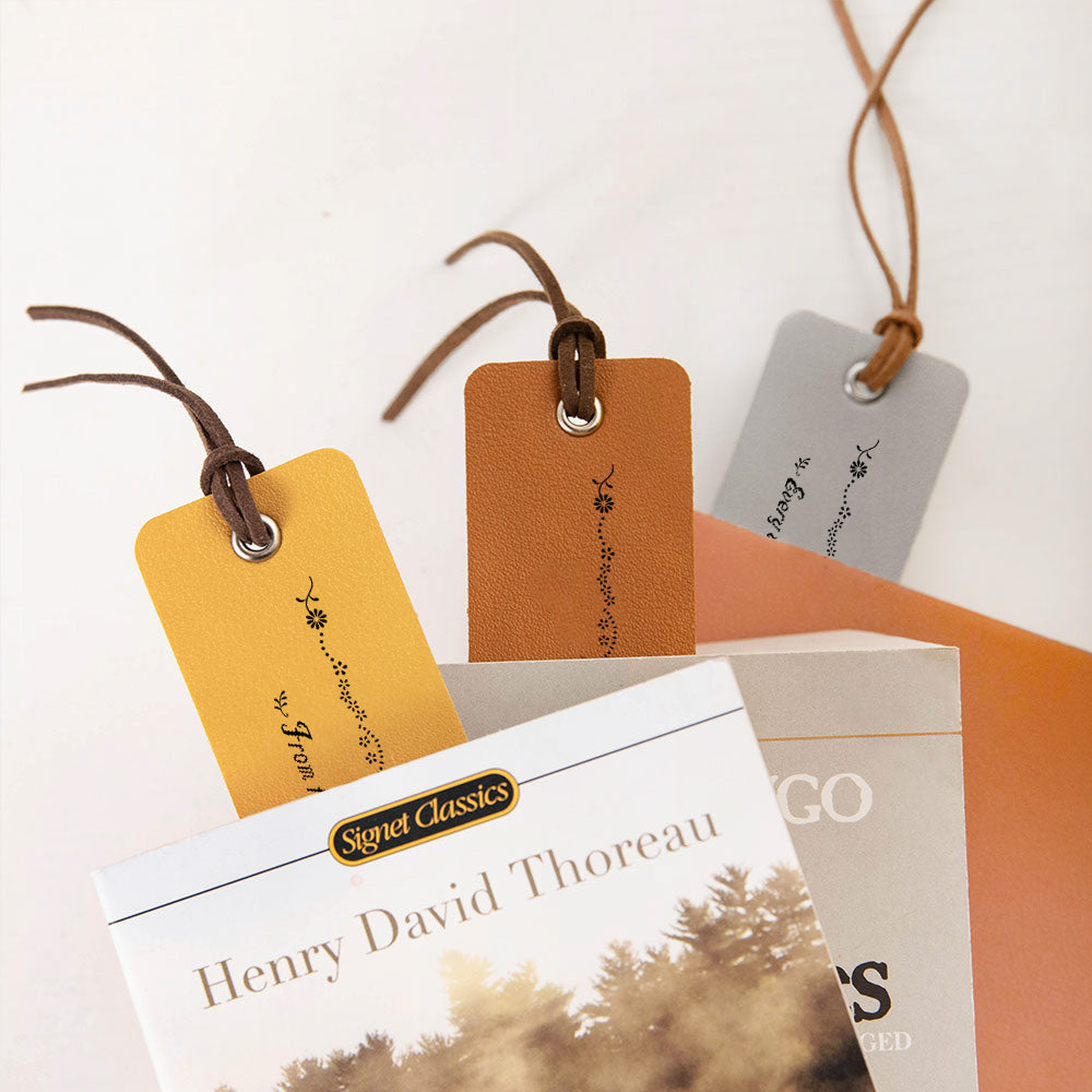 Personalized Pixel Style Leather Bookmark, Customized Name and Motto, Pastoral Style Bookmark, Gift for Students/Family/Book Lovers/Countryside Lovers