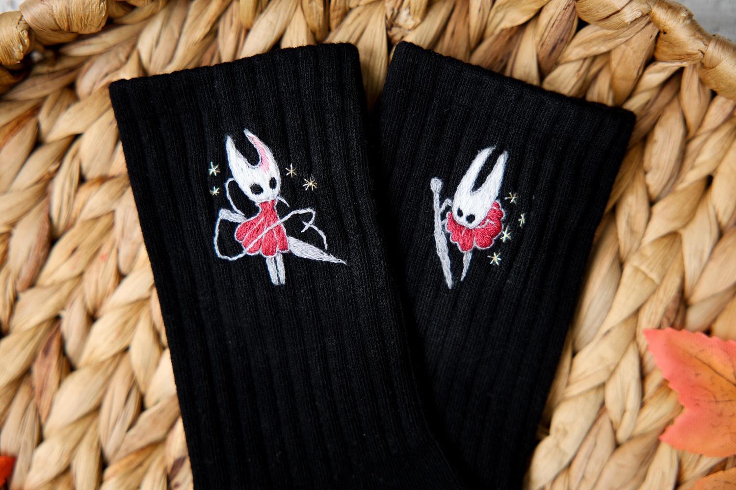 Handmade Embroidered Hollow Knight Socks – Gamer Anime Cosplay