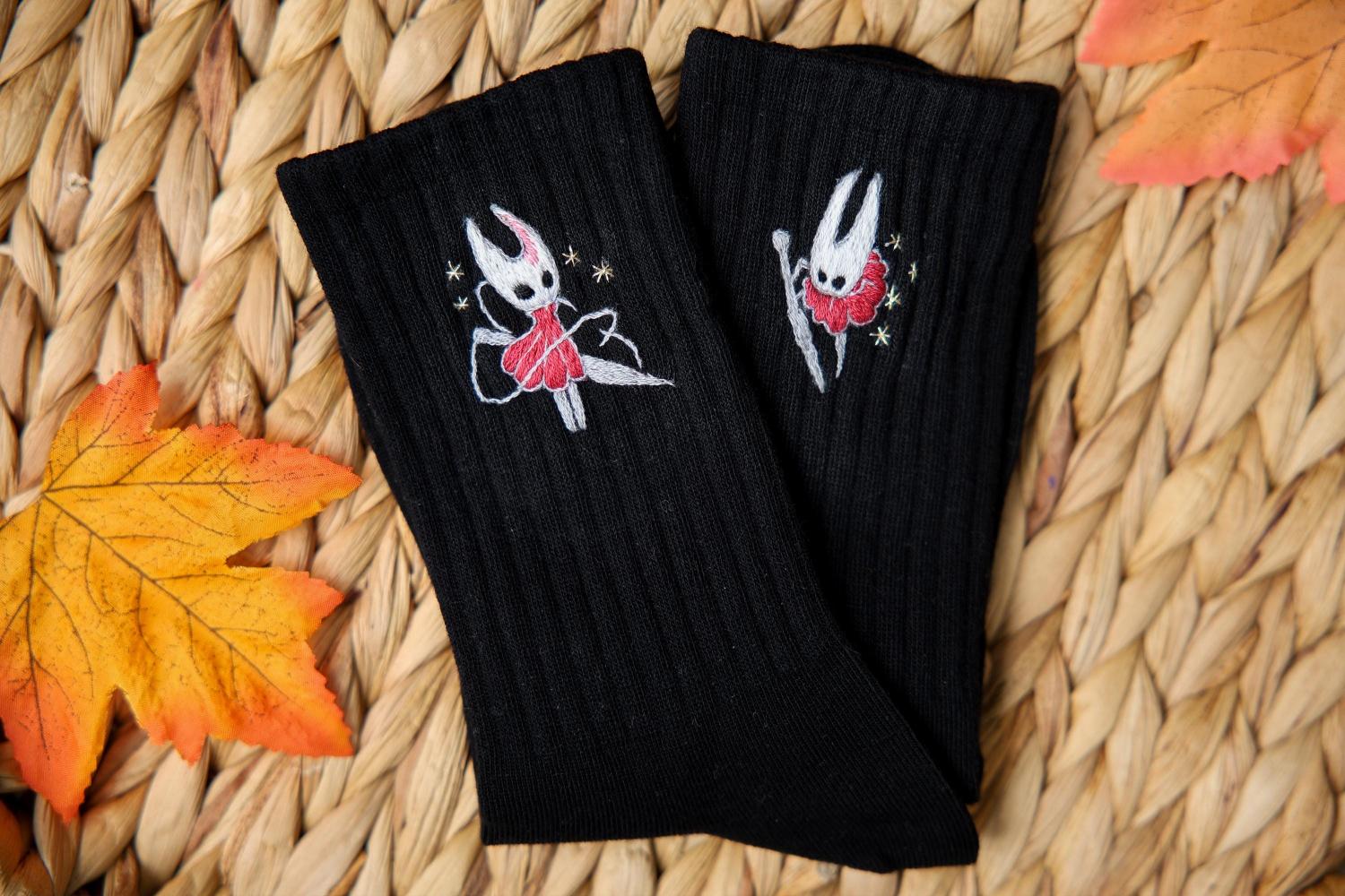 Handmade Embroidered Hollow Knight Socks – Gamer Anime Cosplay