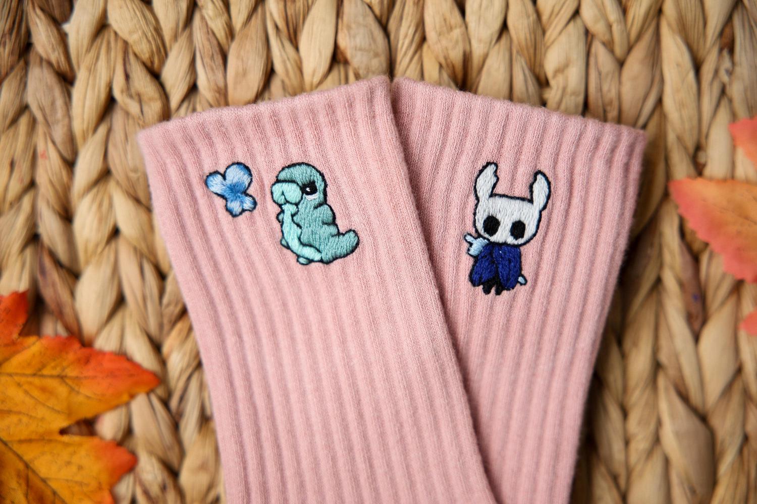Handmade Embroidered Hollow Knight Socks – Gamer Anime Cosplay
